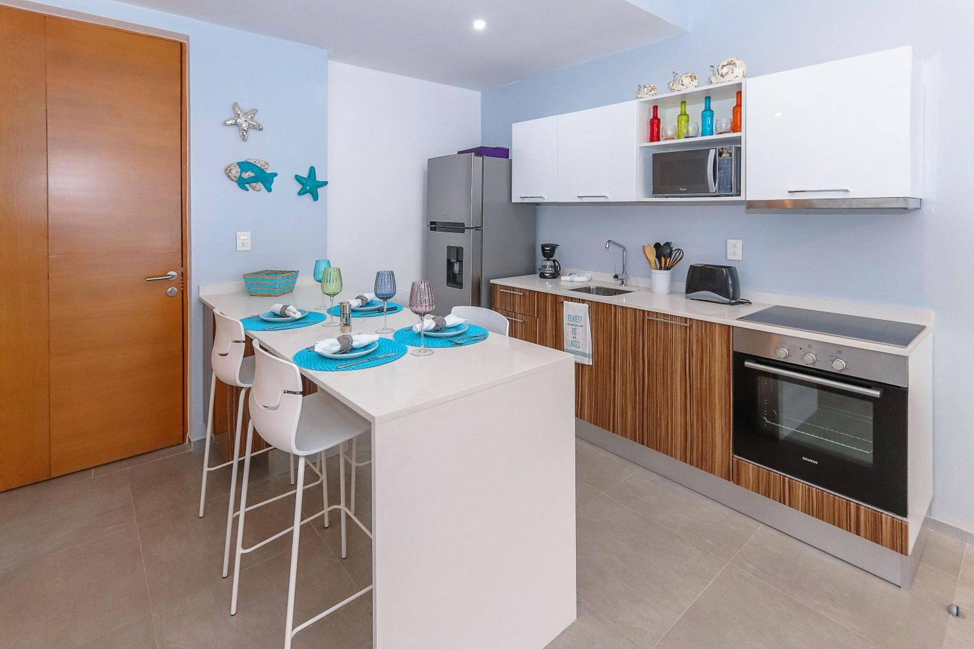 Luxury 1 Bedroom - 2 Pools & Gym - At The - Descanso *